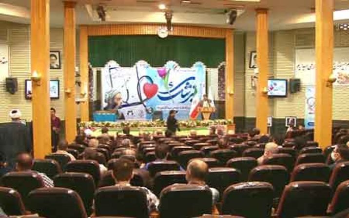 پزشکان نمونه قم تجلیل شدند پزشکان نمونه قم تجلیل شدند